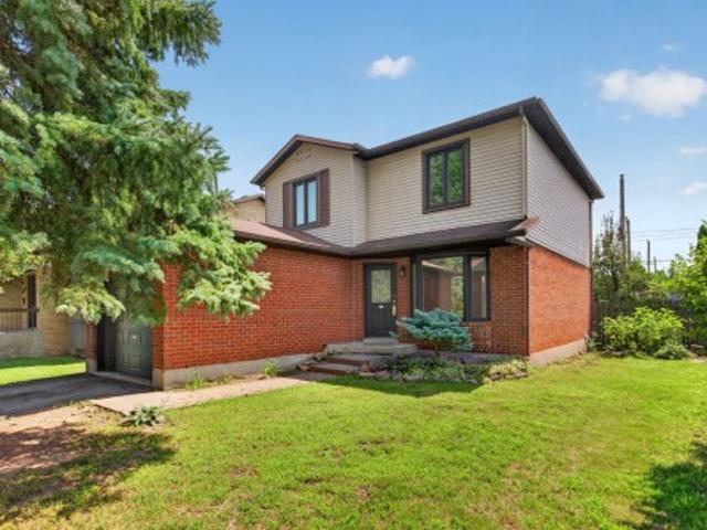 House for sale in Dollard-des-ormeaux, Quebec