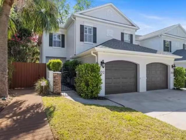 Condo for sale in Tampa