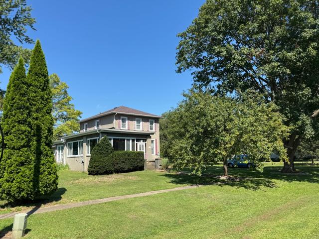 House for sale in Bureau, Illinois