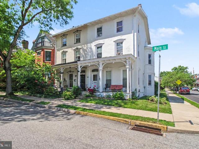 Townhouse for sale in Chester, Pennsylvania