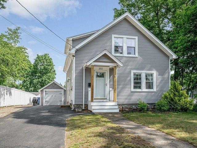 House for sale in Wakefield, Massachusetts