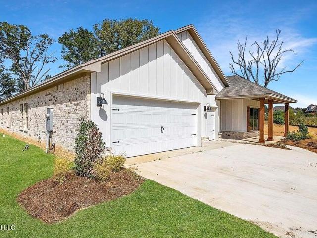 House for sale in Clinton, Mississippi