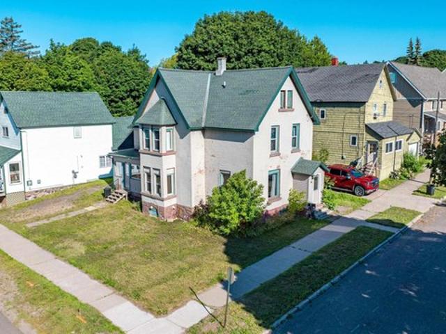 House for sale in Houghton, Michigan