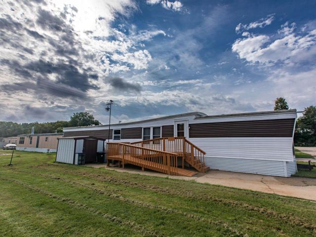 House for sale in Dodgeville, Iowa County