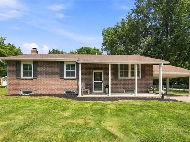 House for sale in Lathrop, Missouri