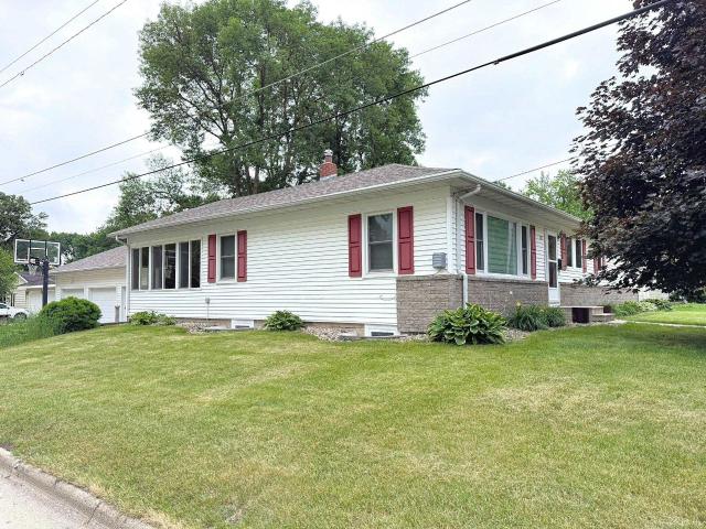 House for sale in Emmetsburg, Iowa