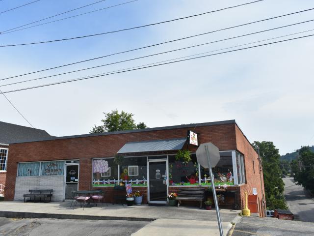 Commercial for sale in Tennessee