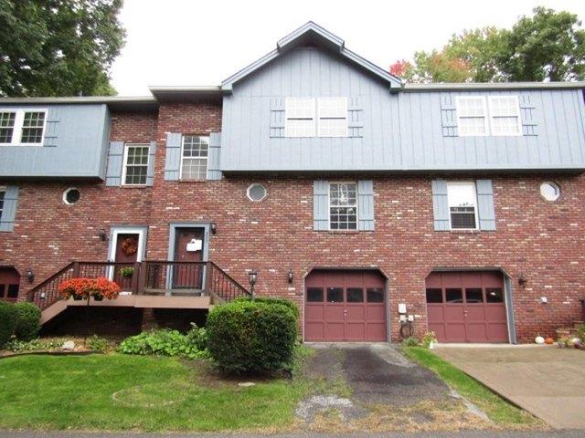 Townhouse for sale in Imperial, North Fayette Township