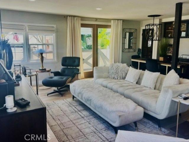 House for sale in Corona Del Mar, California