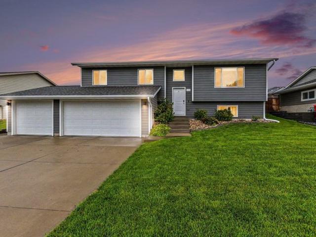 House for sale in Yankton, Yankton County
