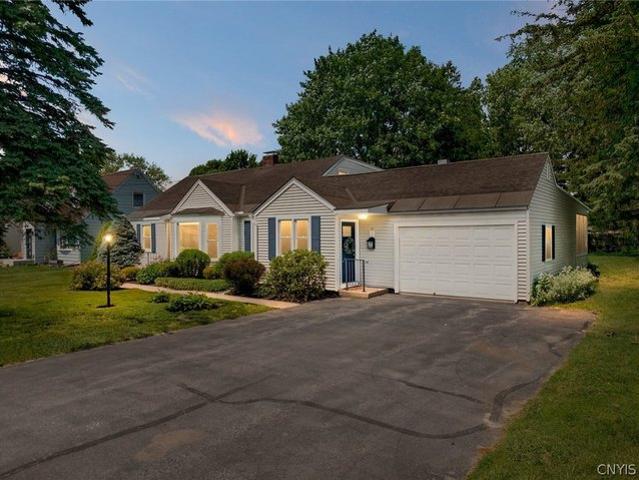 House for sale in Oneida, New York