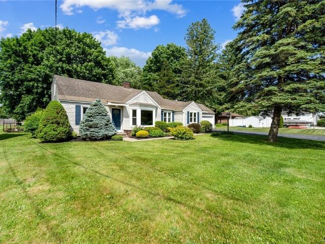 House for sale in Oneida, New York