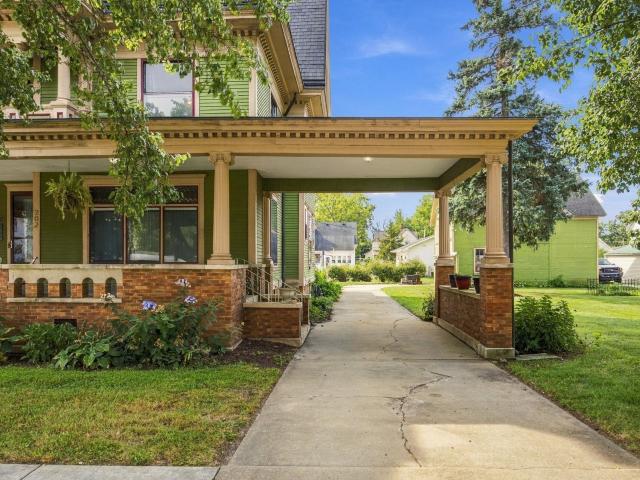 House for sale in Oxford, Indiana