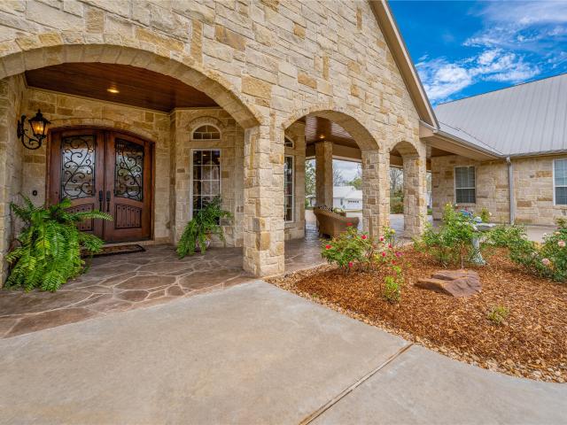 House for sale in Weimar, Texas