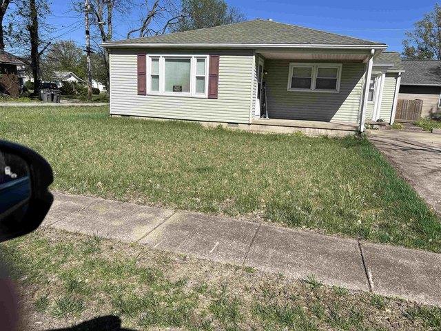 House for sale in Evansville, Indiana