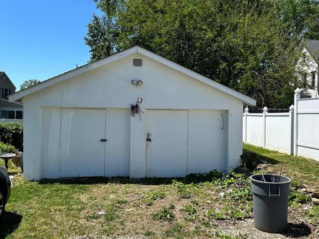 House for sale in Laurel Springs, New Jersey