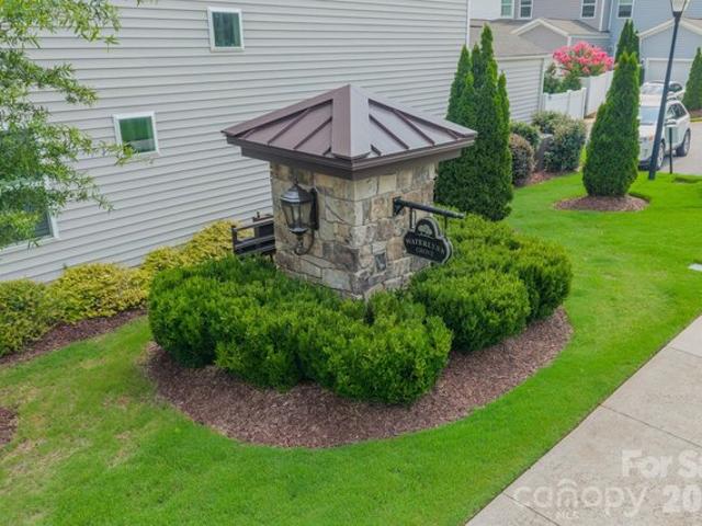 Townhouse for sale in Mooresville, North Carolina