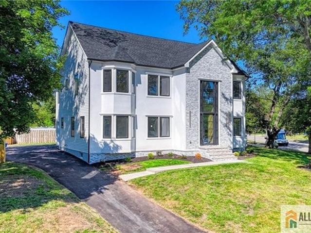 House for sale in Piscataway, New Jersey