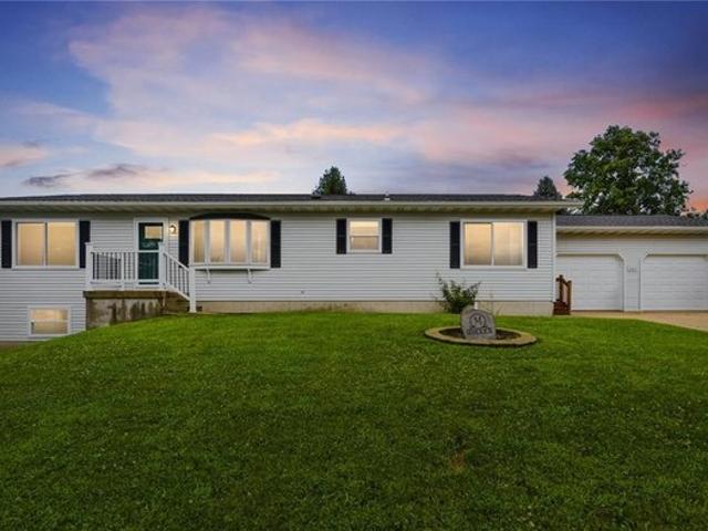 House for sale in Anamosa, Iowa