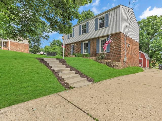 House for sale in Moon, Pennsylvania