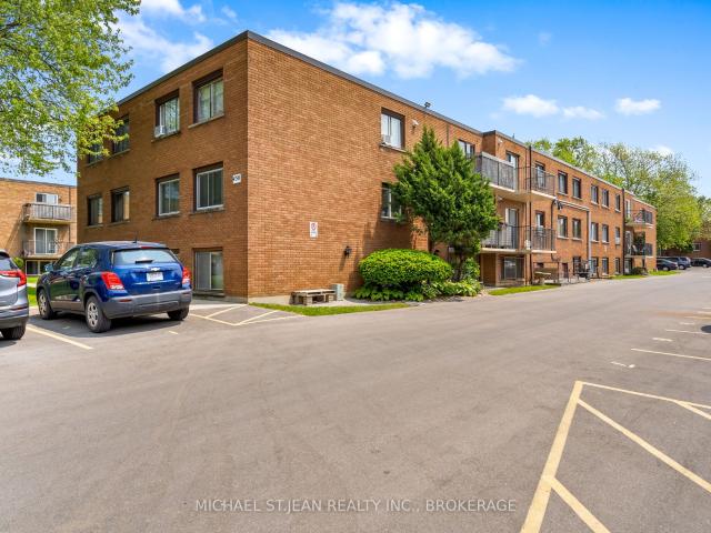 Condo for sale in Niagara, Ontario
