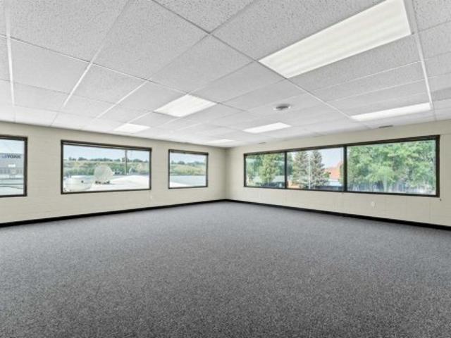 Commercial for rent in Medicine Hat