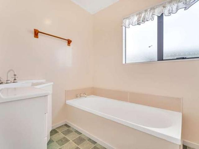 House for rent in Whangamata, Waikato