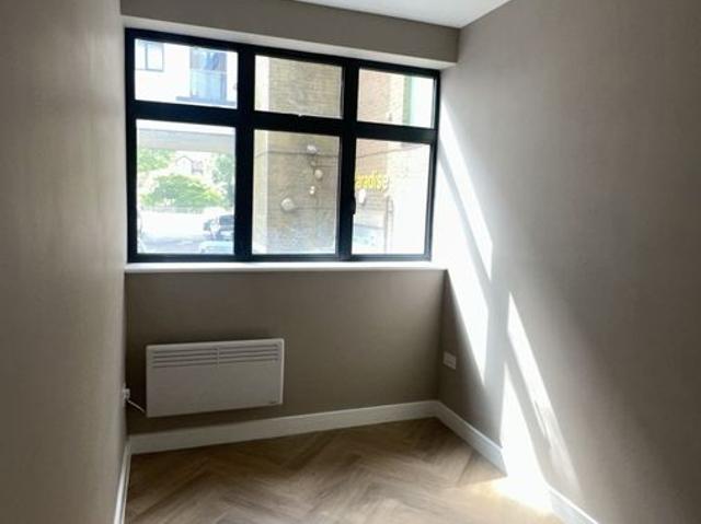 Apartment for rent in The Image, Pouchen End