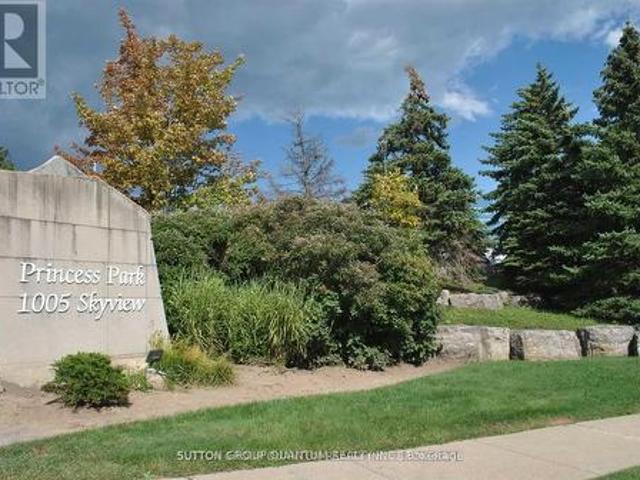 Commercial for rent in Burlington, Ontario