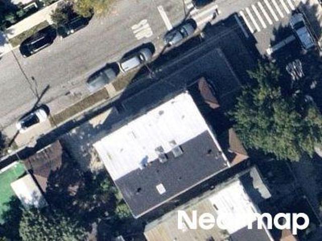 House for sale in Queens, Arverne