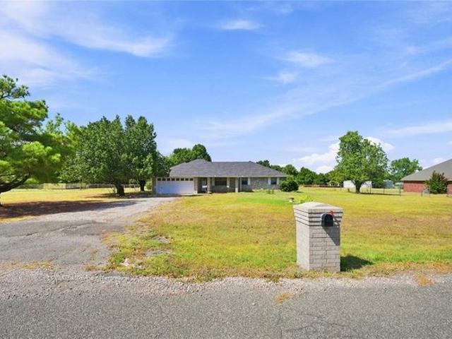 House for sale in Harrah, Oklahoma