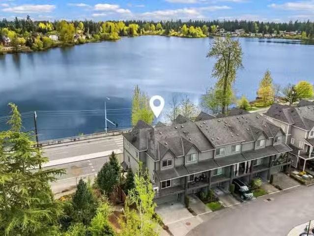 Condo for sale in Everett
