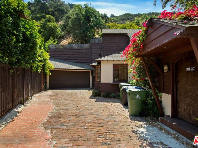 House for sale in Sherman Oaks Neighborhood Council District, Canoga Park