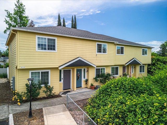 Townhouse for sale in Medford, Jackson County