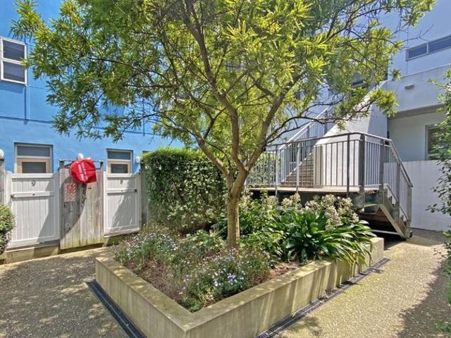 Apartment for rent in Matata, Wellington