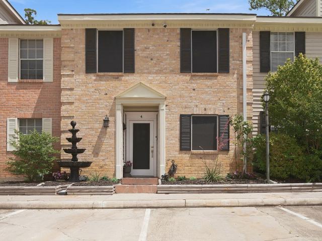 Townhouse for sale in Conroe, Texas