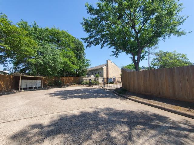 Townhouse for sale in Conroe