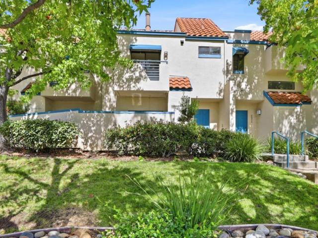 Townhouse for sale in Cupertino, California