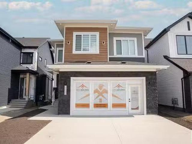 House for sale in Wedgewood, Alberta
