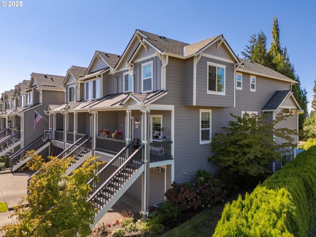 Townhouse for sale in Parker Crest, West Linn