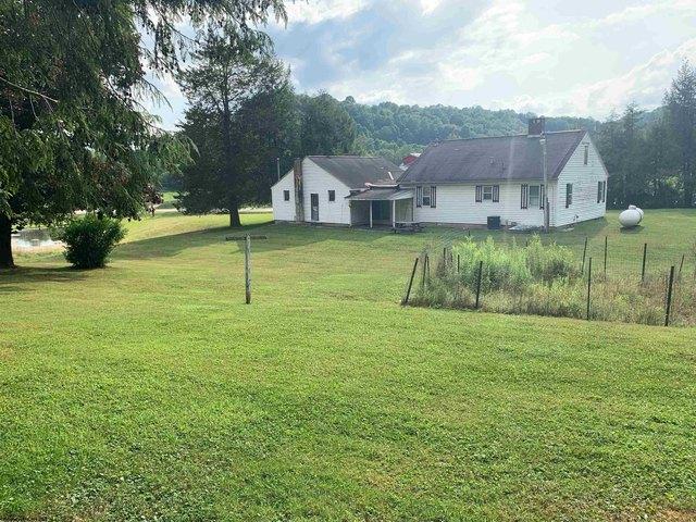 Farm for sale in Moatsville, West Virginia