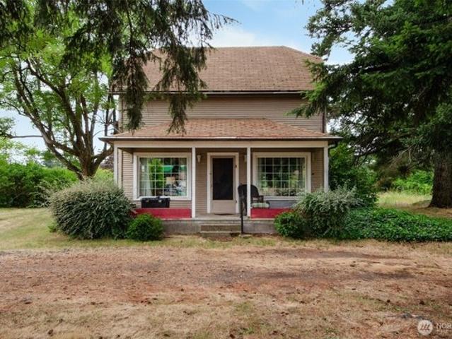 House for sale in Centralia, Washington