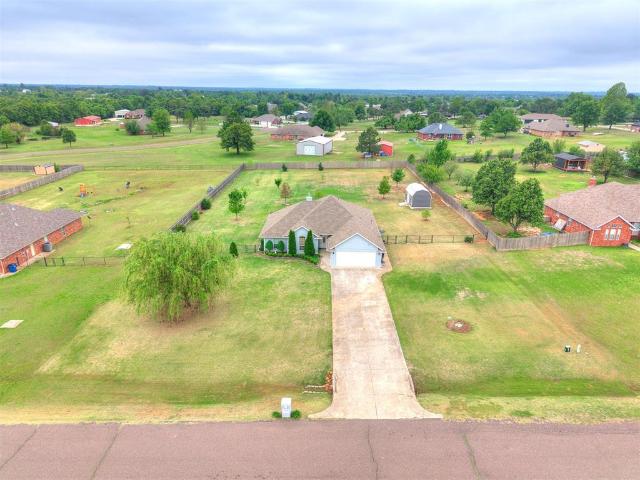 House for sale in Harrah, Oklahoma