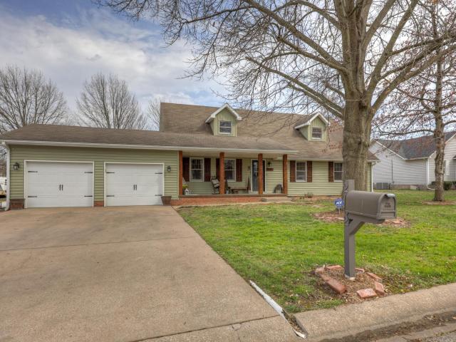 House for sale in Carthage, Missouri