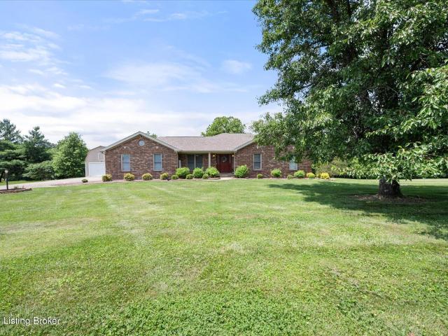 House for sale in La Grange, Kentucky
