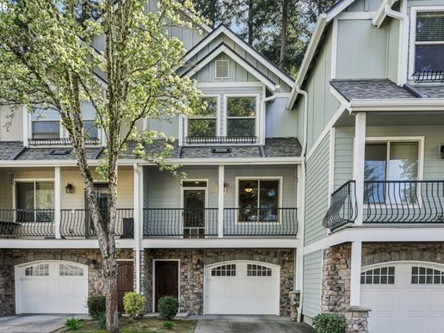 Condo for sale in Oregonia