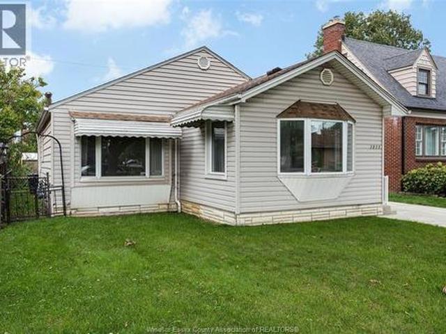 House for sale in South Walkerville, Windsor