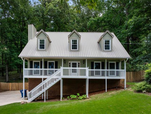 House for sale in Hoover, Alabama