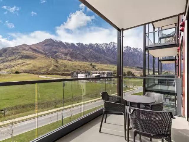 House for sale in Otakou