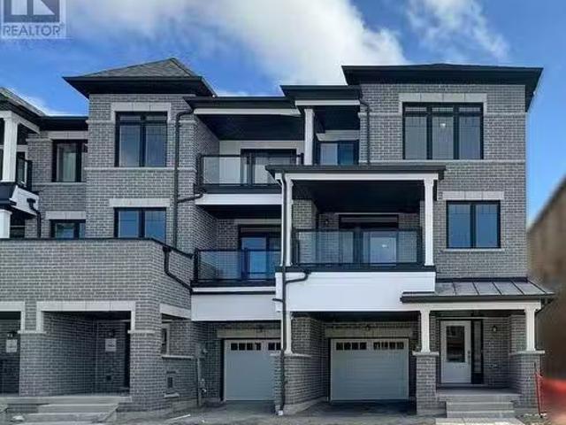 Condo for rent in Oshawa
